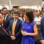 Raquel Lyra, Miguel Coelho, Eduardo da Fonte e Túlio Gadelha sorriem enquanto olham para um homem branco calvo de cabelos brancos