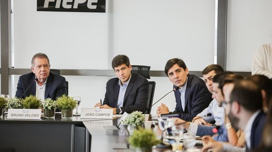 Na Fiepe, João Campos aposta na Transnordestina como peça-chave para recuperar protagonismo econômico no Nordeste
					
					
					Edson Holanda/Divulgação