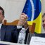 Flávio Bolsonaro e Tarcísio Freitas na Alesp