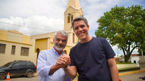Humberto Costa amplia apoios e recebe reforço de Pedro Freitas
					
					
					Foto: Ilana Costa