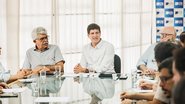 João Campos ouve demandas de representantes do comércio