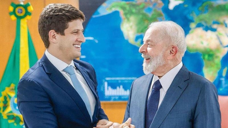 João Campos defende reajuste do Bolsa Família e critica oposição por recorrer à Justiça