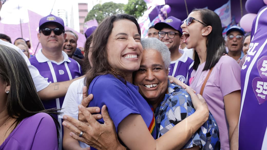 Governadora Raquel Lyra no domingo, primeiro dia de campanha oficial
