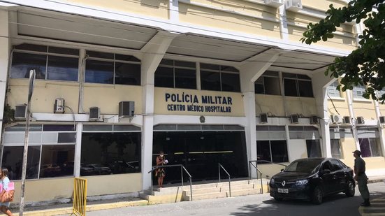Fachada do Hospital da PMPE