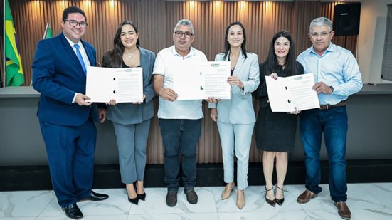Lei de Honorários assinada em Machados. - Foto Sandokan Xavier - OAB-PE