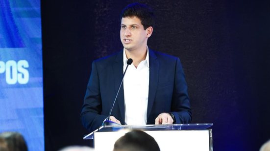 Na FIEPE, João Campos apresenta plano com foco em infraestrutura, tecnologia e emprego