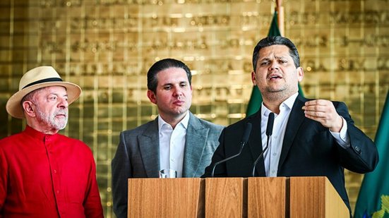 Lula, Hugo Motta e Davi Alcolumbre