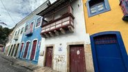 Quando a ação atinge bens tombados por valor histórico, artístico ou arqueológico, a sanção penal aumenta, variando de seis meses a um ano de detenção, somada ao ressarcimento financeiro dos danos. - Foto: Divulgação