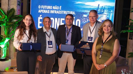 Eventos de integração setorial fortalecem a competitividade logística e atraem novos aportes para a cadeia de suprimentos marítimos em Pernambuco e na r
						
						
						Foto: Divulgação