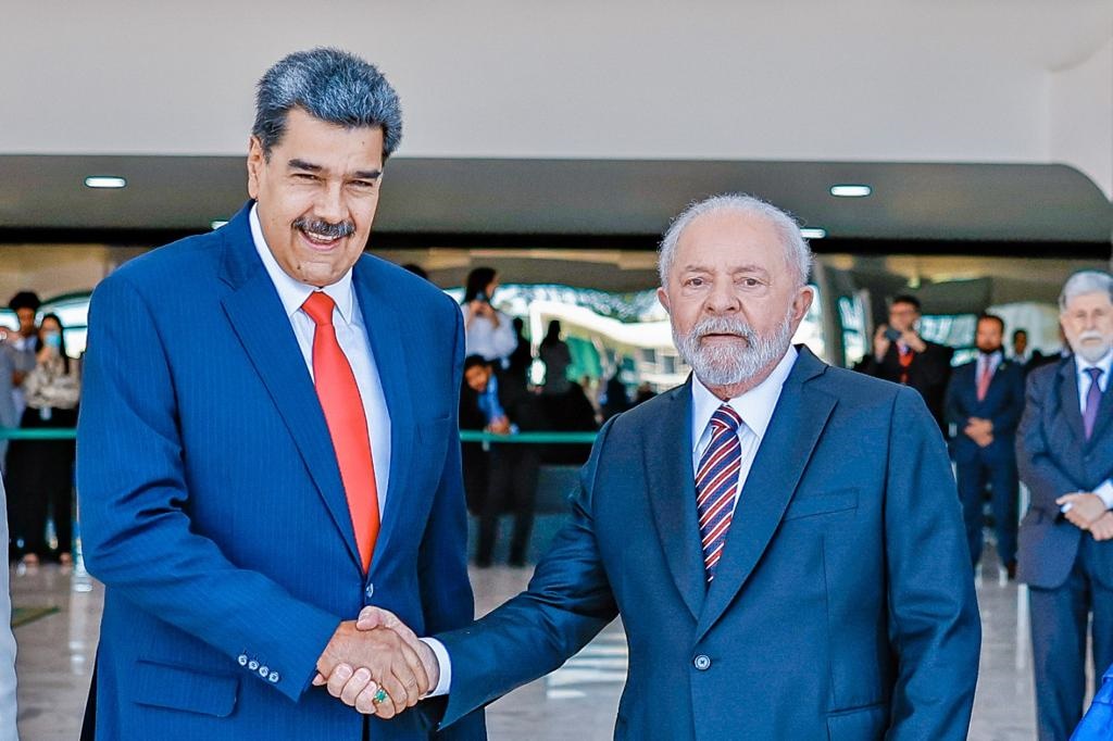 Maduro e Lula, no Brasil