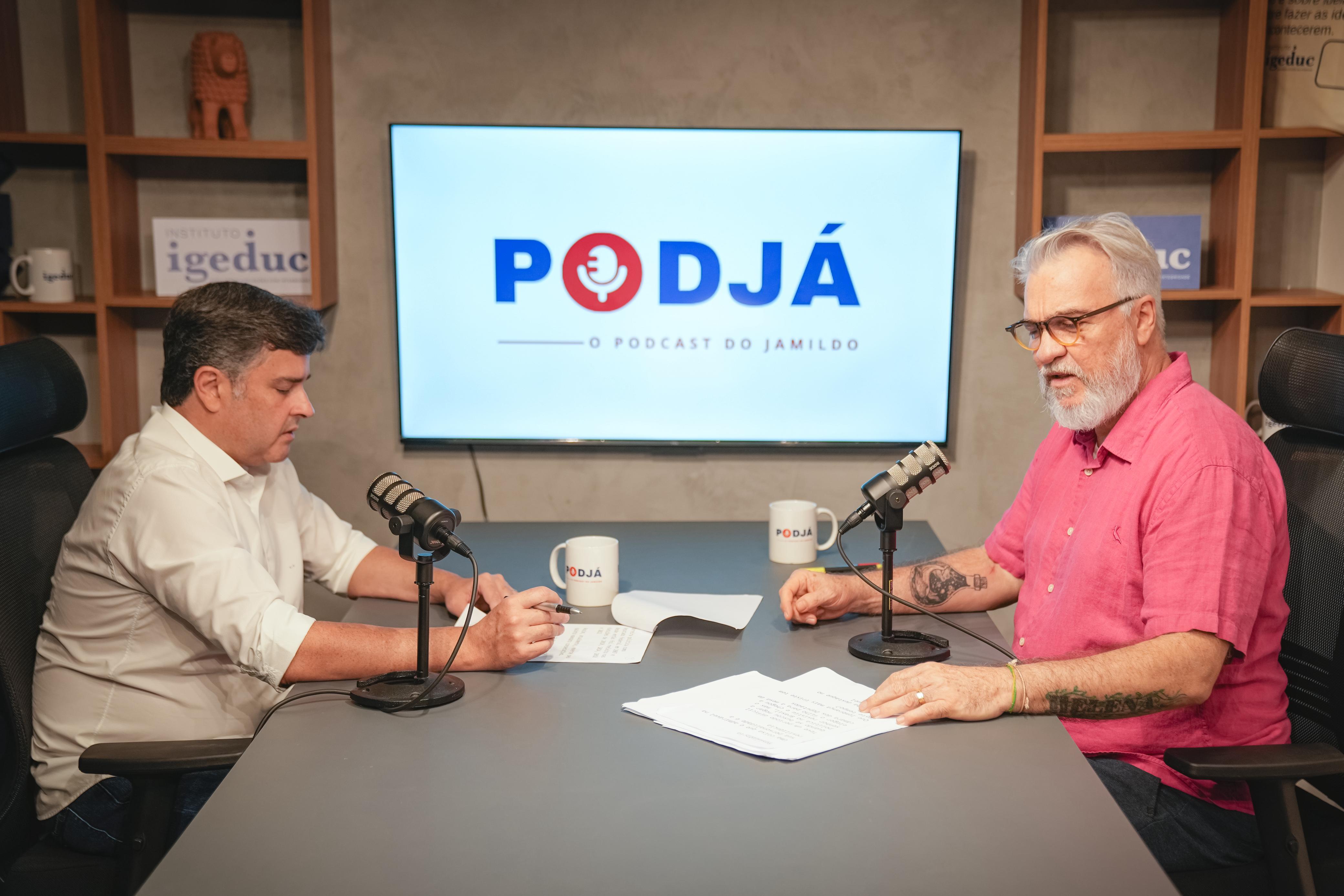 Deputado federal Eduardo da Fonte no PodJá, com Jamildo Melo