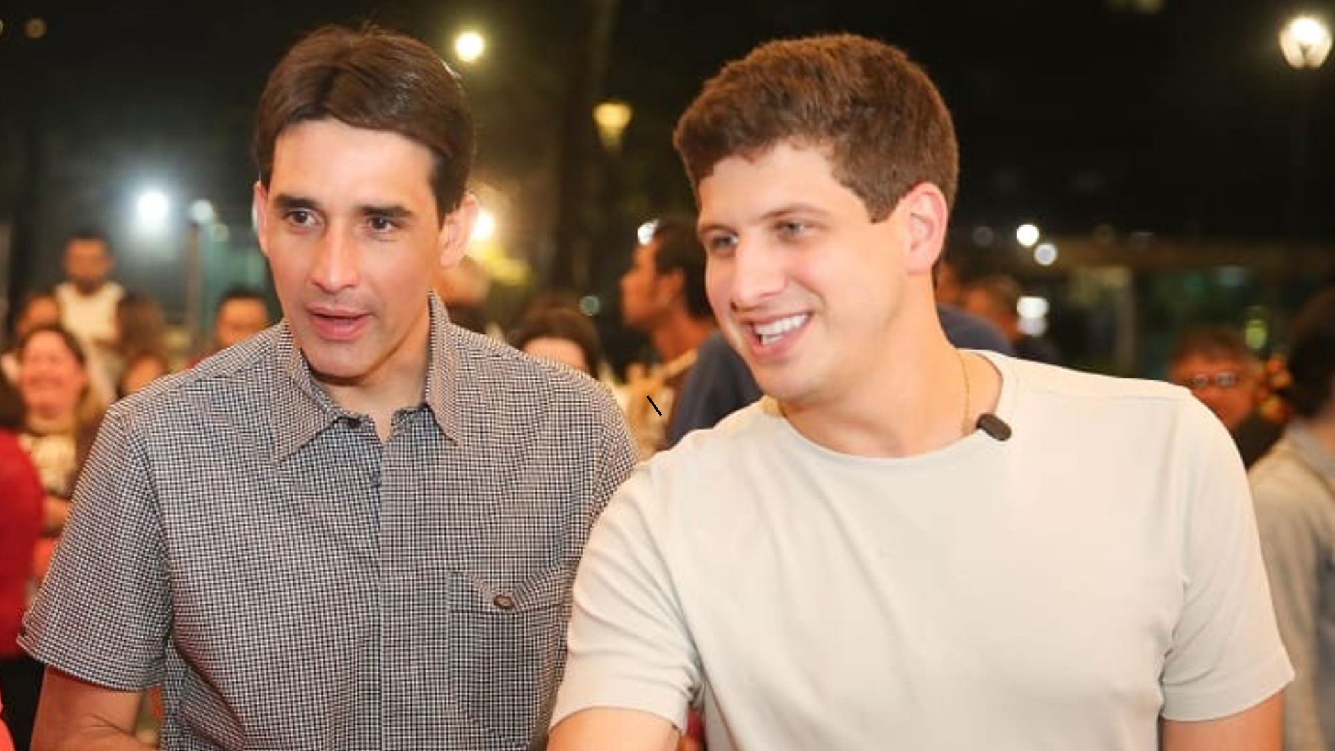 Ministro Silvio Costa Filho (Republicanos) e prefeito João Campos (PSB) dividem agenda no Recife