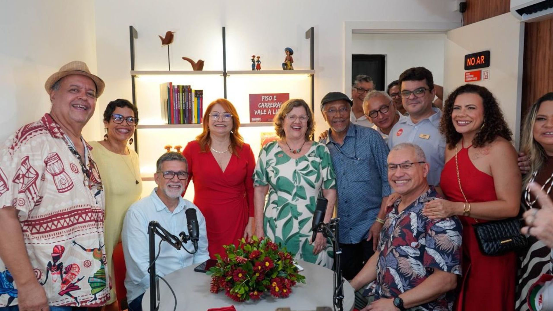 ex-presidentes e atual presidente, Ivete Caetano, do Sintepe