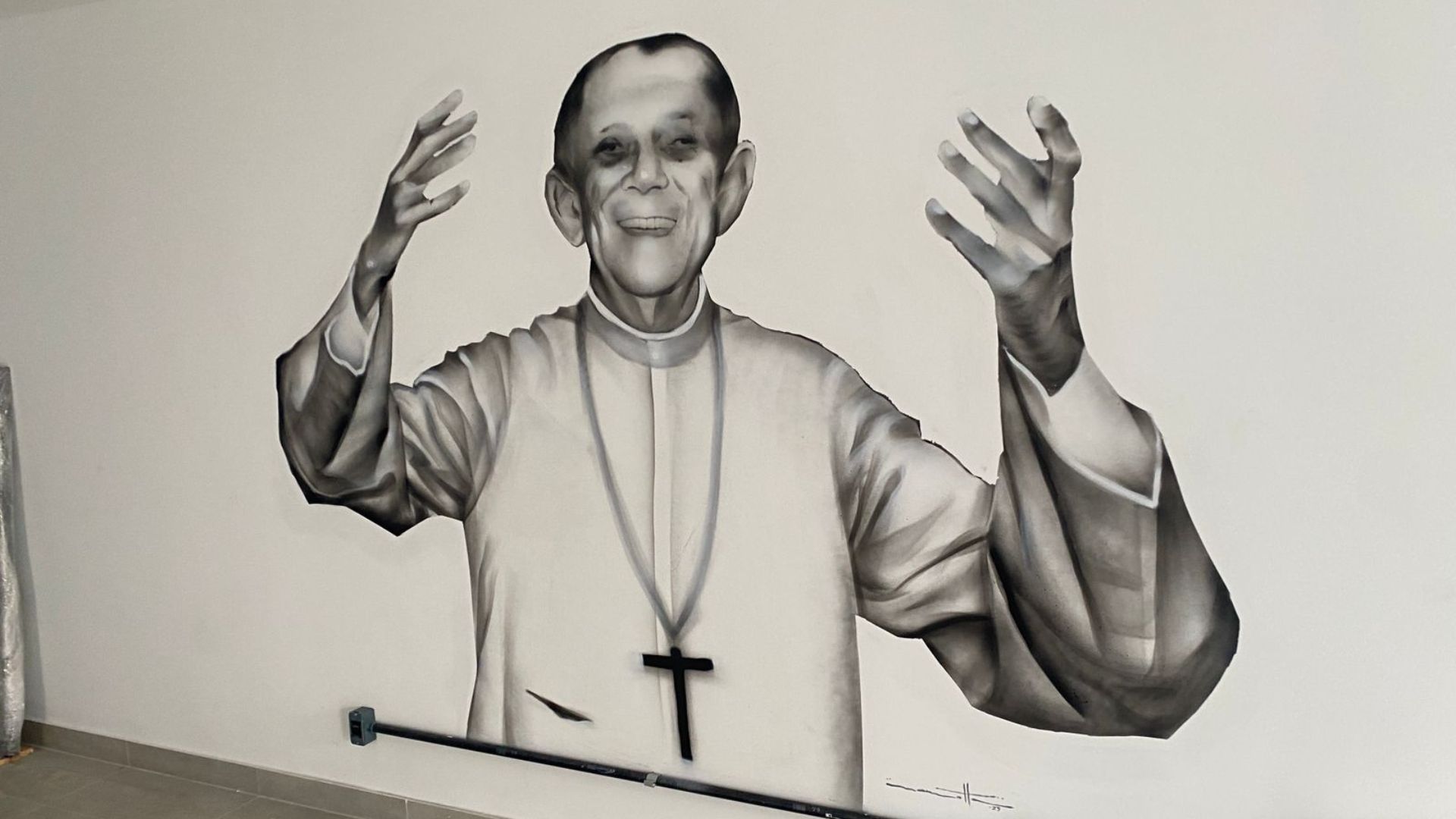 Pintura de Dom Helder Camara na nova sede do CEDOHC