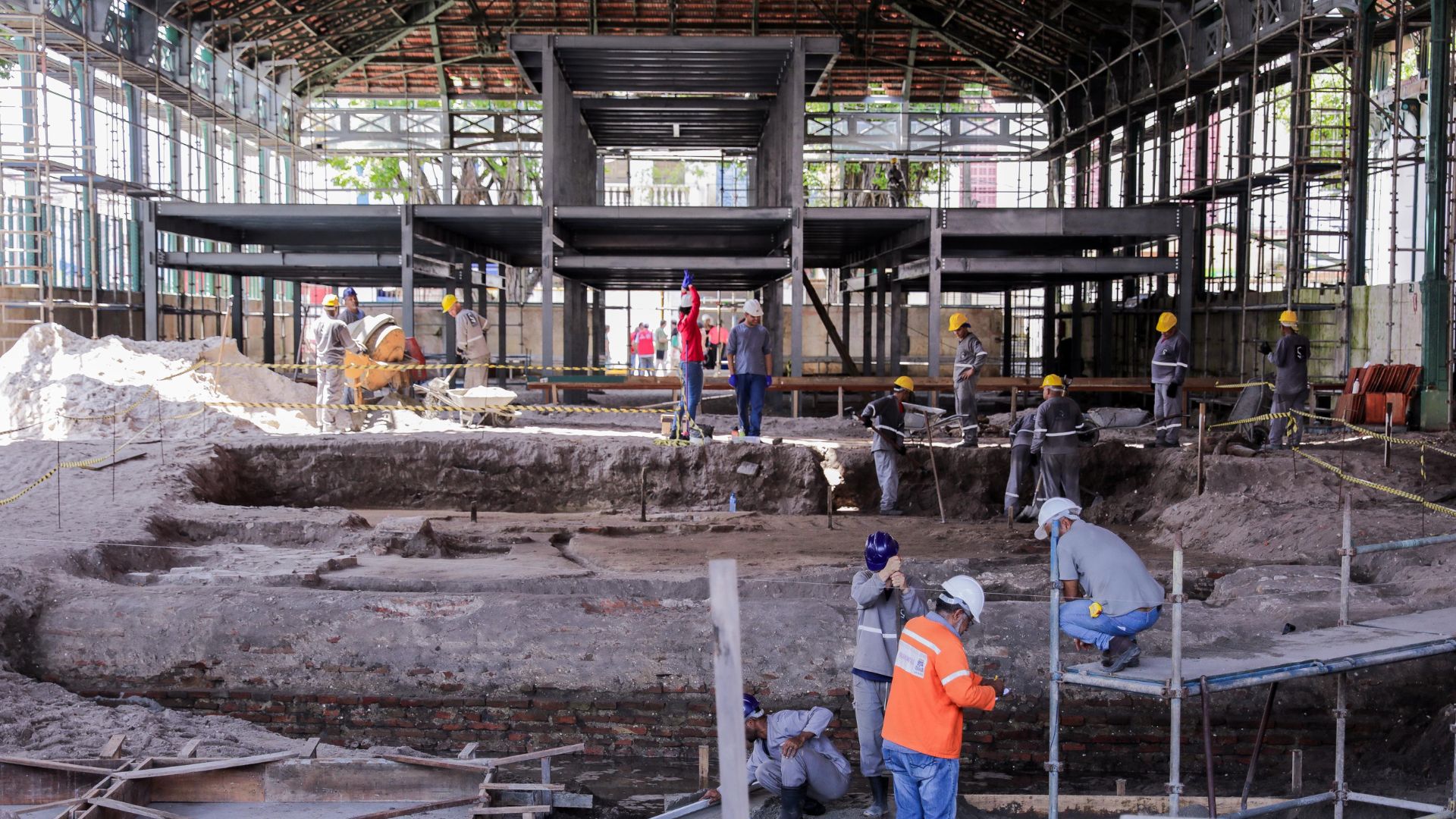 Mercado de São José completa 150 anos em meio a obras