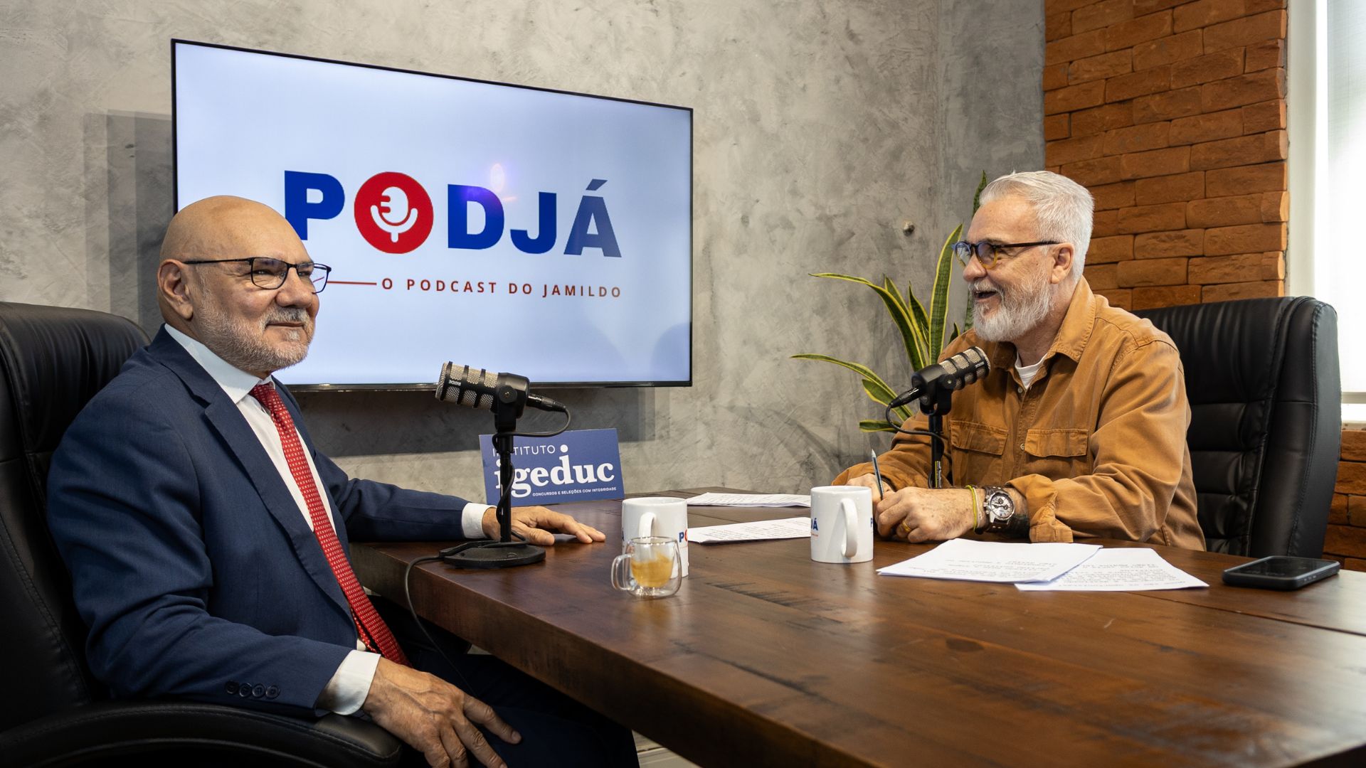 Alfredo Gomes, reitor da UFPE, em entrevista ao PodJá