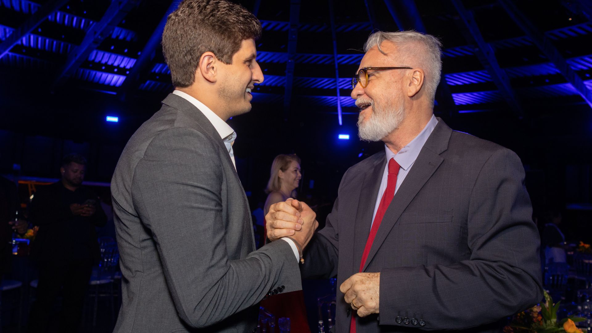 Prefeito do Recife, João Campos, e Jamildo Melo