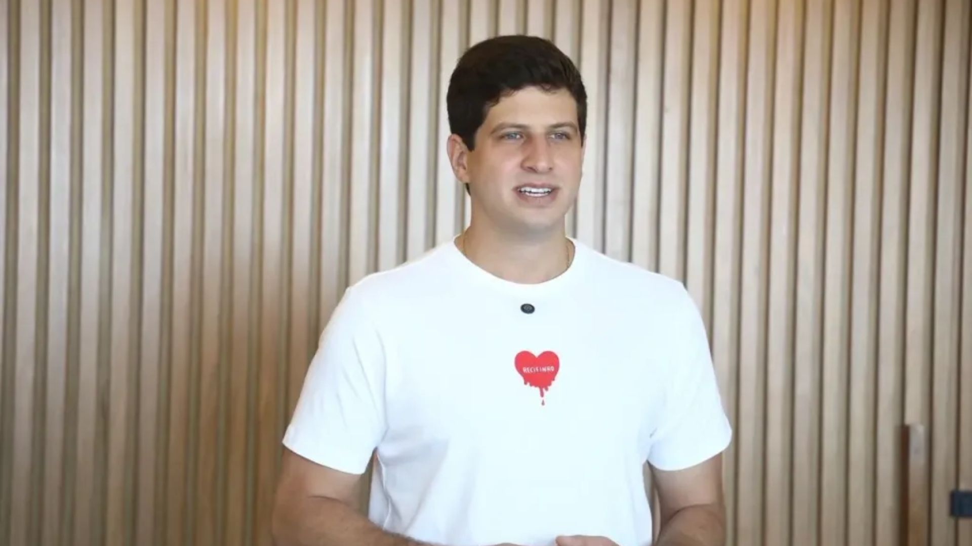 João Campos anuncia projeto da ponte Cordeiro-Casa-Forte