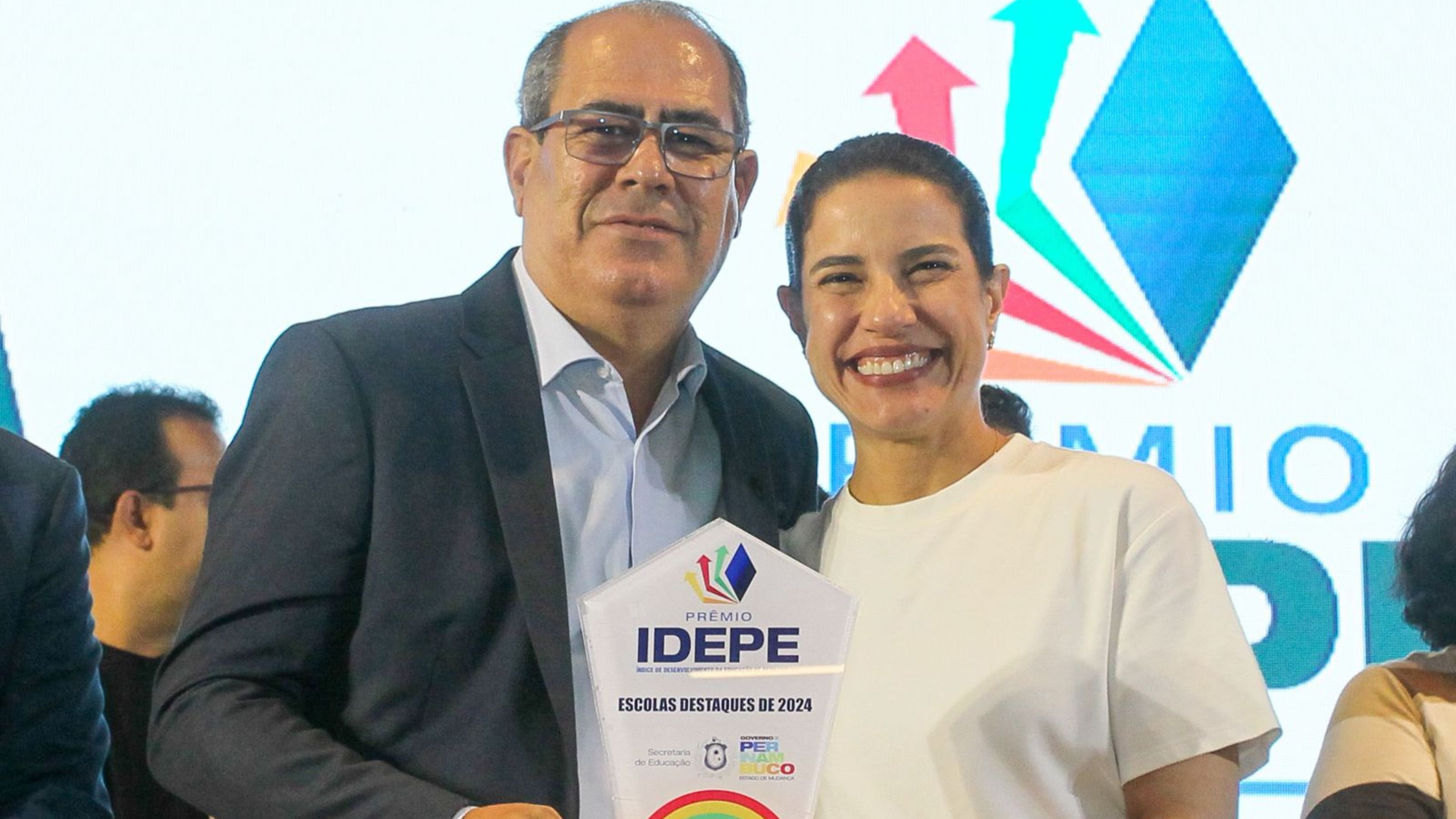 O prefeito Mano Medeiros celebrou o resultado como prova do compromisso da gestão com a educação pública.