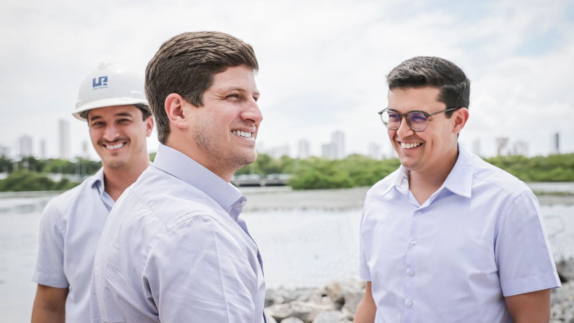 Prefeito João Campos e vice, Victor Marques