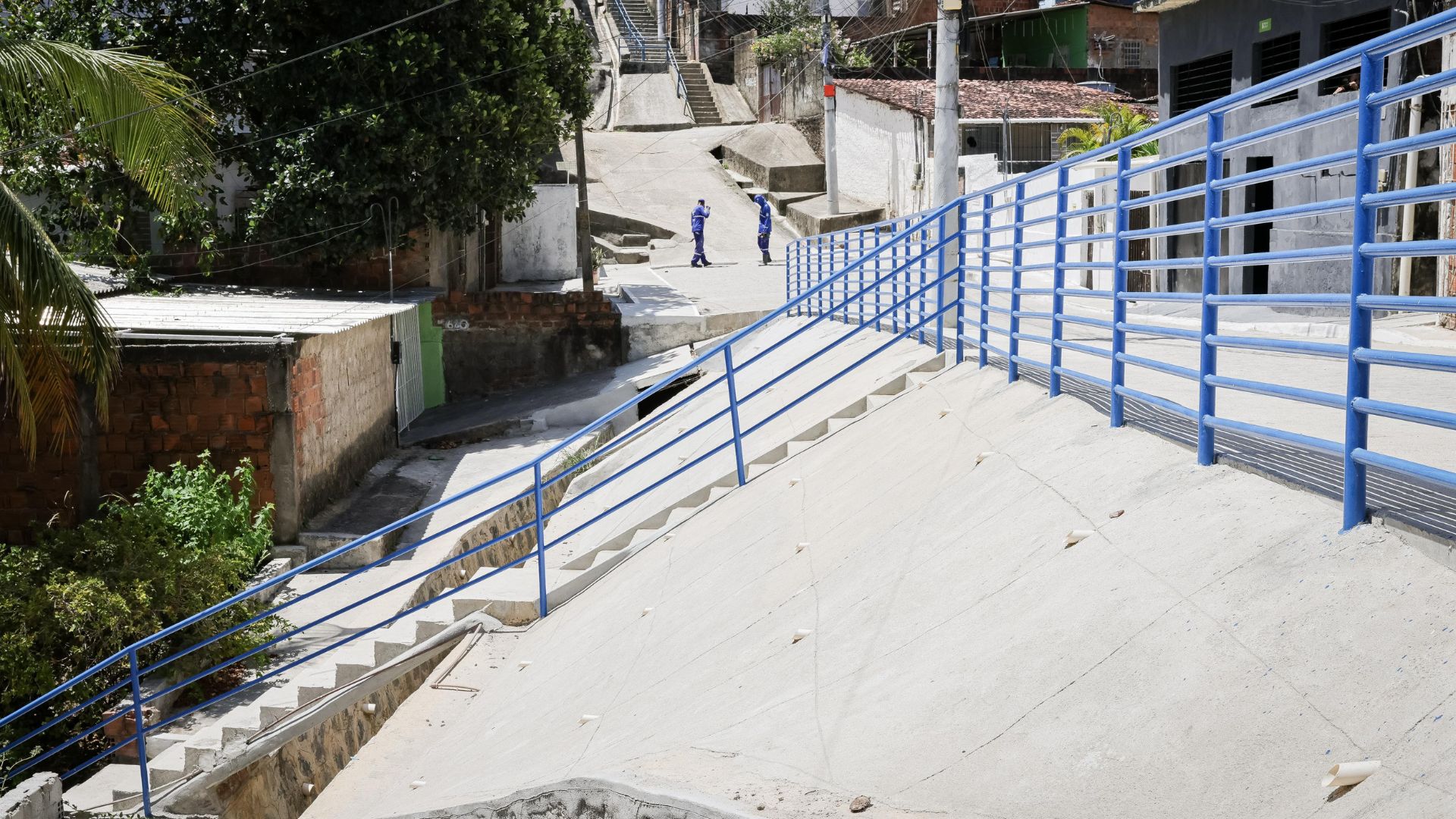 Ibura recebe obra de contenção