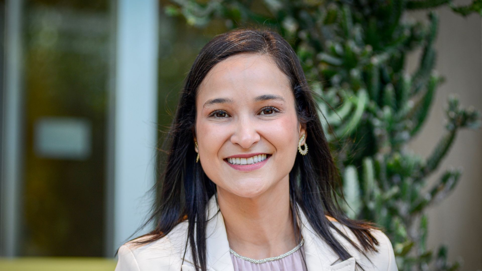 Ingrid Zanella, primeira presidente mulher da OAB-PE.