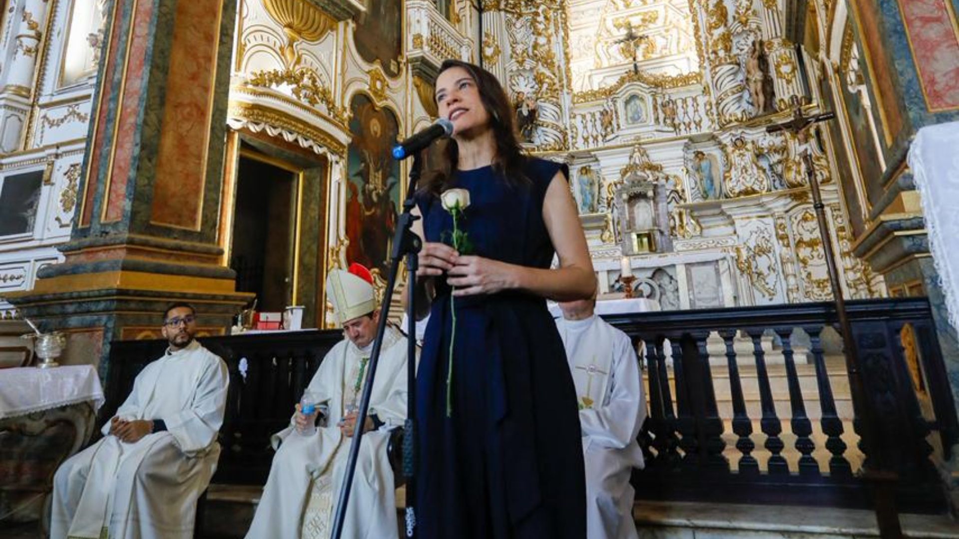 Raquel Lyra na entrega da Igreja MAtriz de Santo Antônio