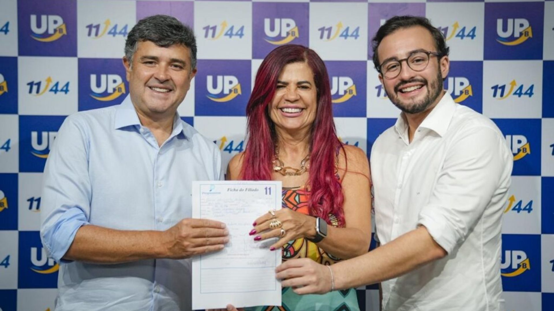 Eduardo da Fonte e Lula da Fonte filiam Gleide Ângelo no PP