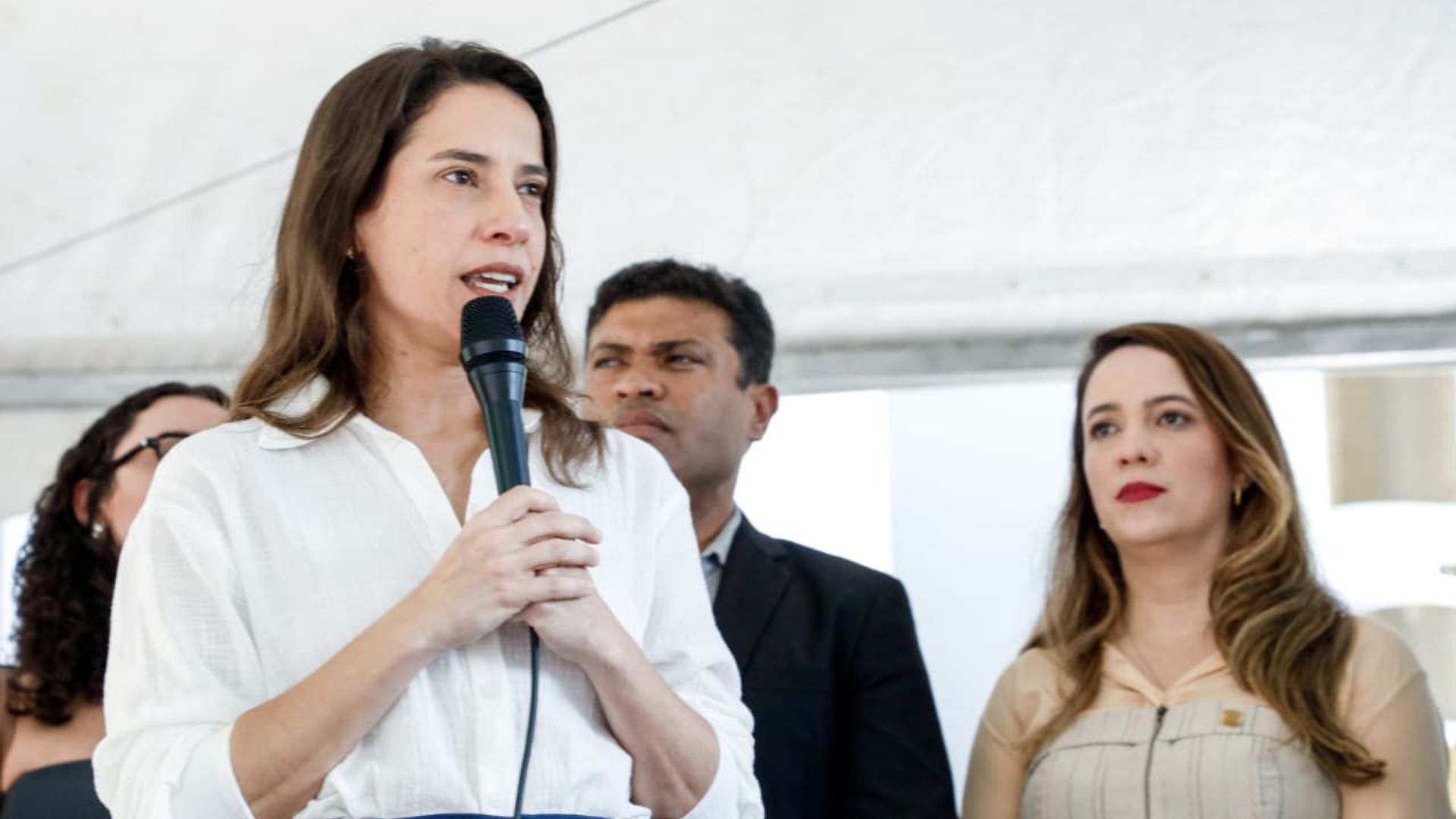 Raquel Lyra na inauguração da delegacia da mulher